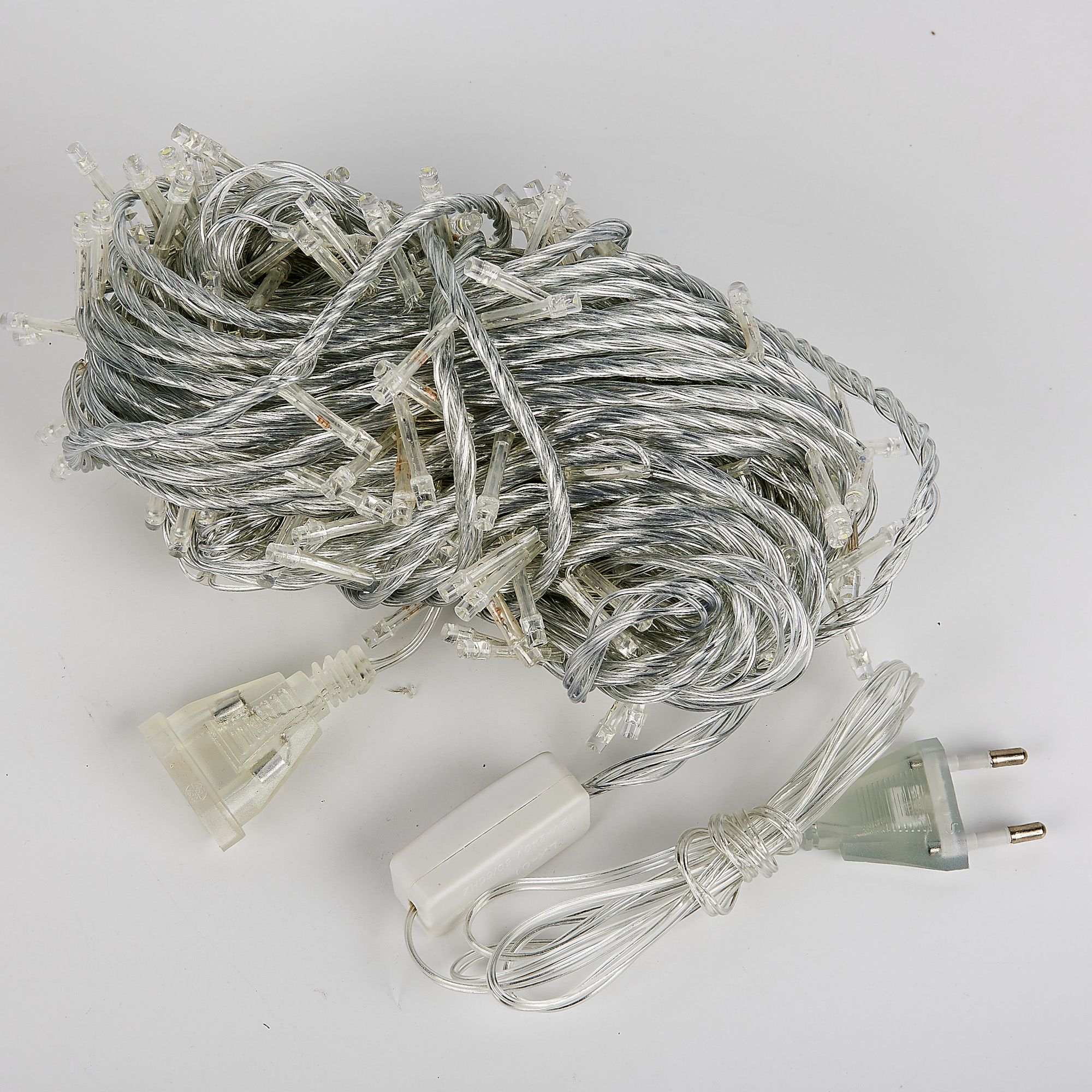 ULD-S2500-225-STК WHITE IP20 Гирлянда светодиодная. 25м. Соединяемая. 225 светодиодов. Белый свет. Провод прозрачный. ТМ Uniel