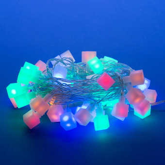 ULD-S0700-050-DTA MULTI IP20 CUBES-1 Гирлянда светодиодная с контроллером Кубики. 50 светодиодов. 7 м. разноцветная. IP20.провод прозрачный